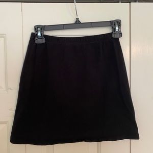 Brandy Melville skirt - like new
